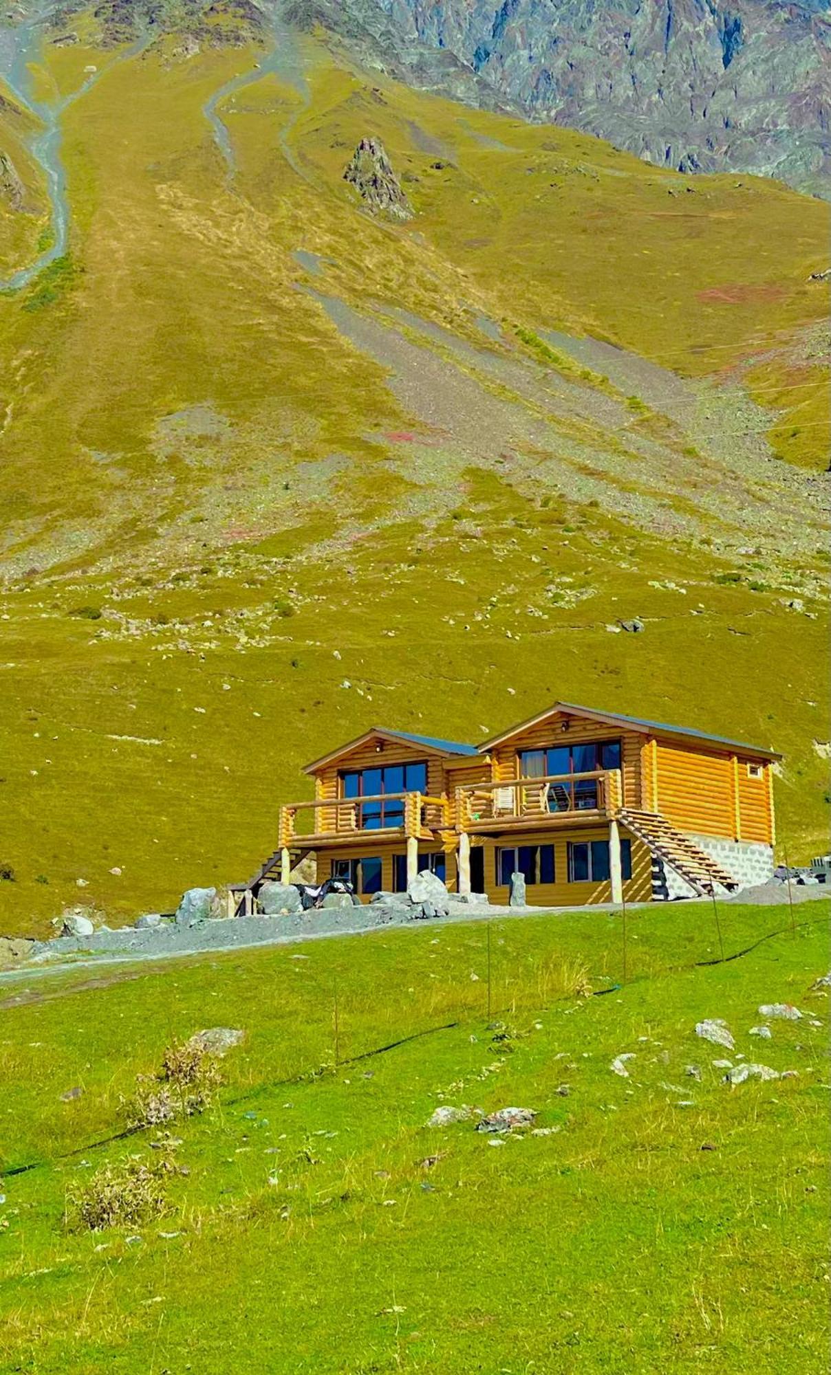 Alone Cottage Kazbegi 외부 사진