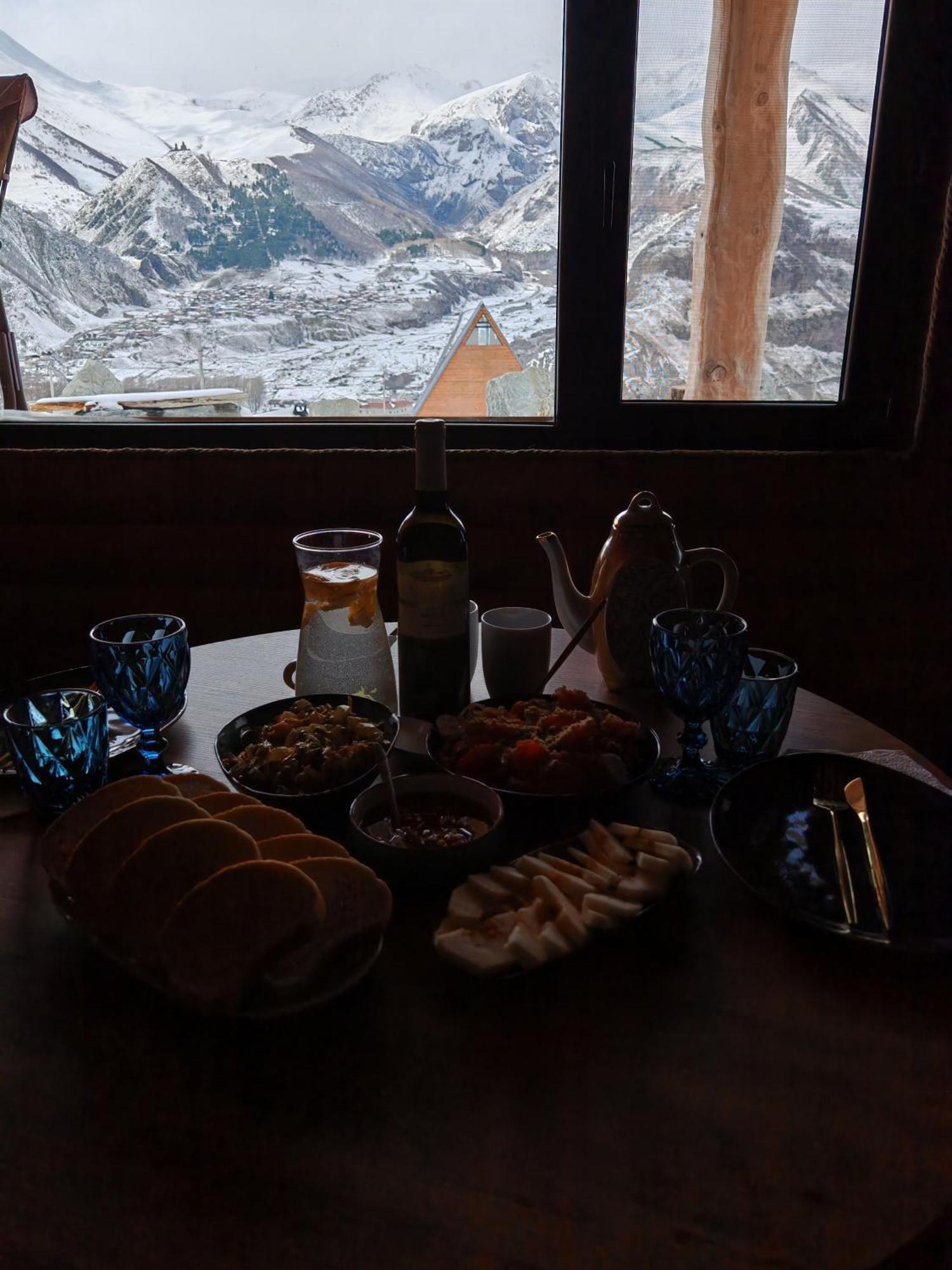 Alone Cottage Kazbegi 객실 사진