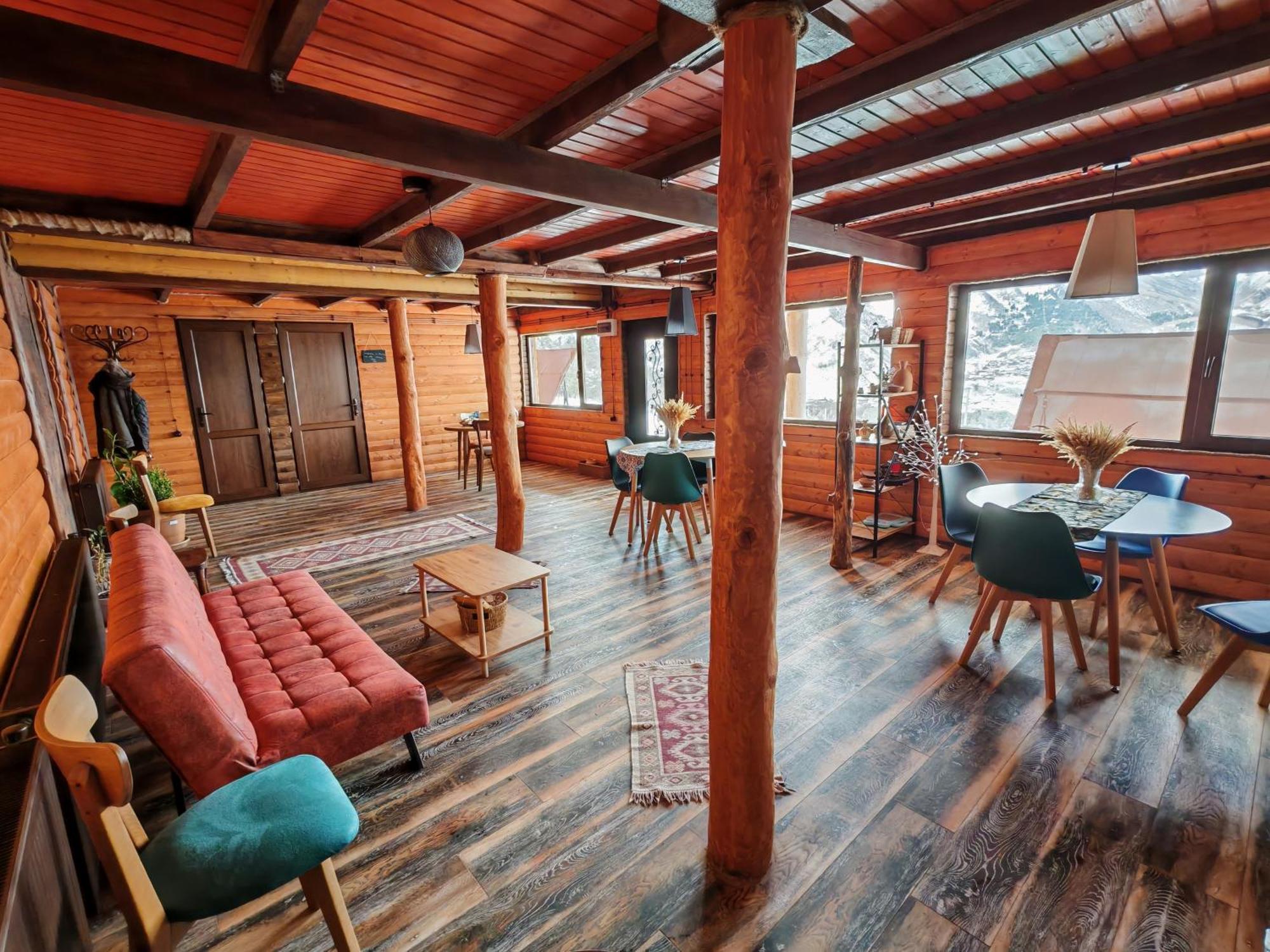 Alone Cottage Kazbegi 객실 사진